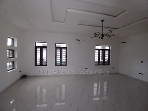 Gidan Kayan Saka 4-Bedroom Duplex Don Siyarwa a Pakuro