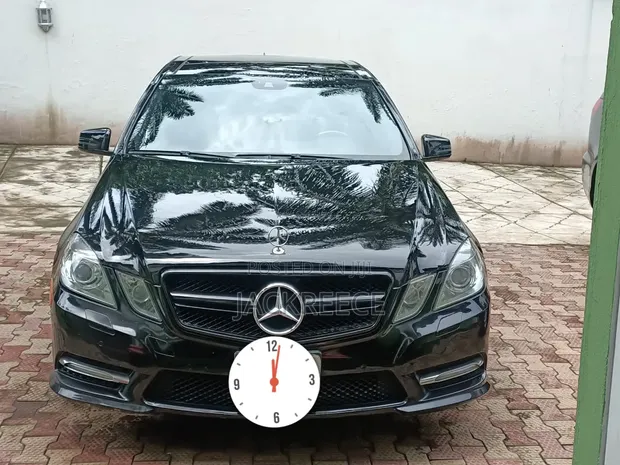 Mercedes-Benz E350 2013 Black - 1