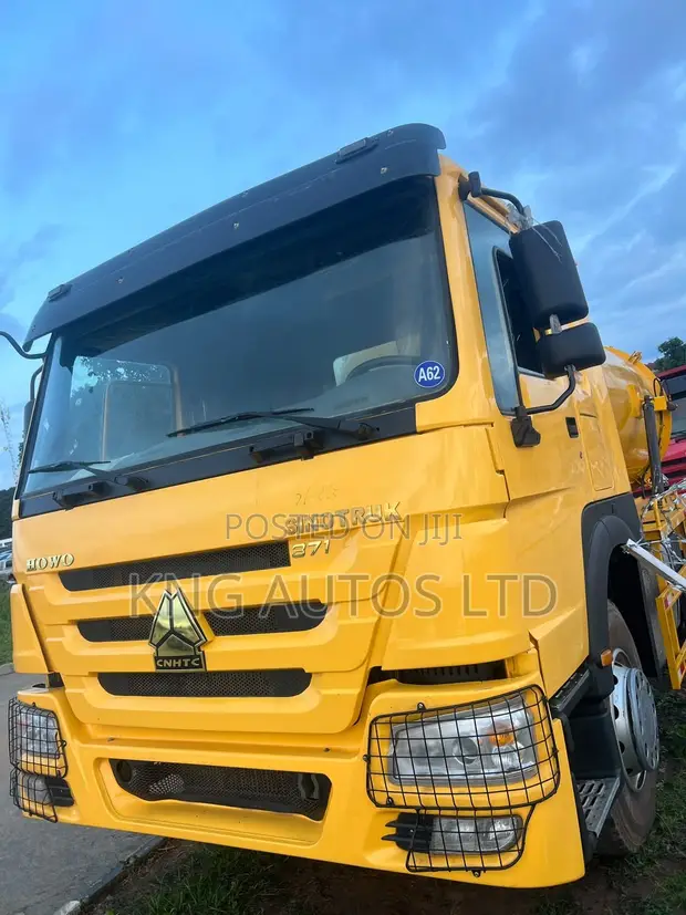 Howo Sinotruk Sewage Truck - Used - 1