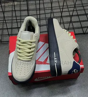 Nike Air Force 1 Low Sneakers - Grey/Cream