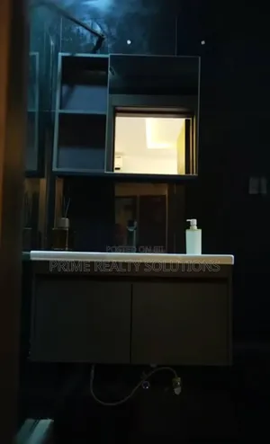 Luxury 2/3 Bedroom Apartment for Short Let