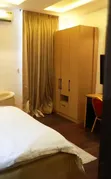 Luxury 2/3 Bedroom Apartment for Short Let - 2