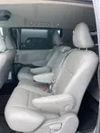 2017 Toyota Sienna XLE Premium 8 Passenger - 5