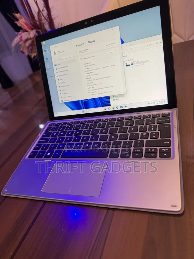 Dell Latitude 7200 2-in-1 Laptop - Core i5, 8GB RAM, 256GB SSD - 1