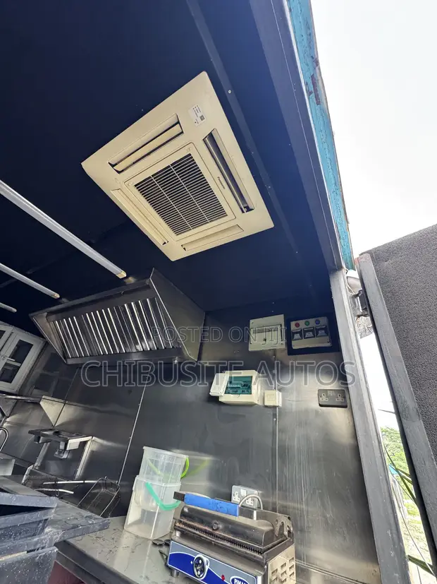 Mercedes-Benz Atego Mobile Kitchen Van - 1