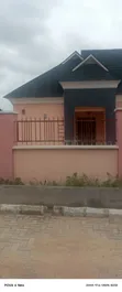Gidan Bungalow Mai Dakuna 3 da BQ a Estate, Titin Ipaja - 1