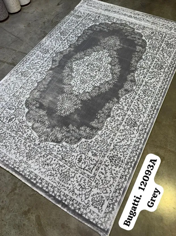 Arabian Bugatti Center Rug - Large/Medium - 1