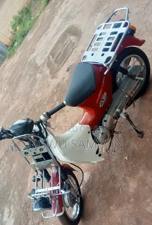 Honda CB 100cc Red