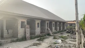 7-Bedroom House with 2-Bedroom Apartment for Sale in Odeda