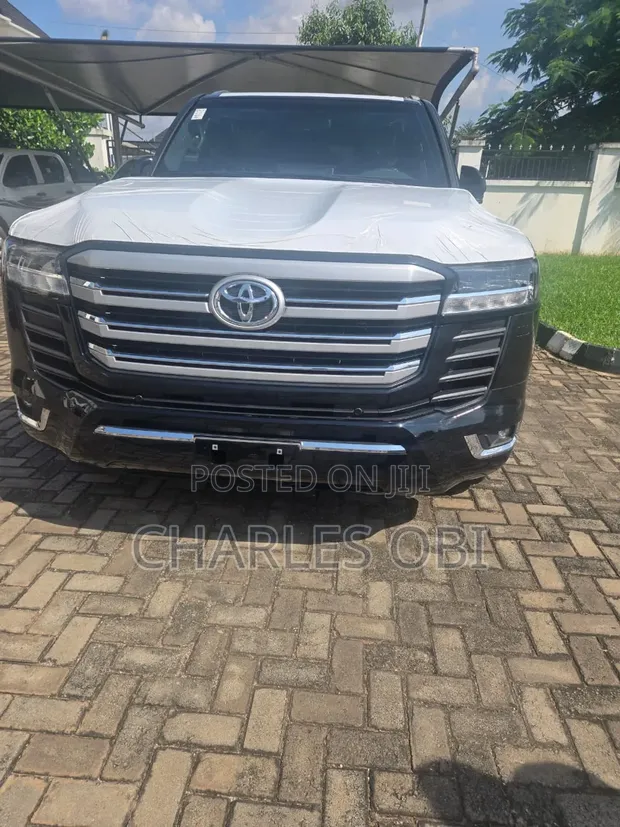 New Toyota Land Cruiser 2026 Black - 1