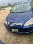 Toyota Avensis Verso 2.0 Petrol 2005 Blue - 1