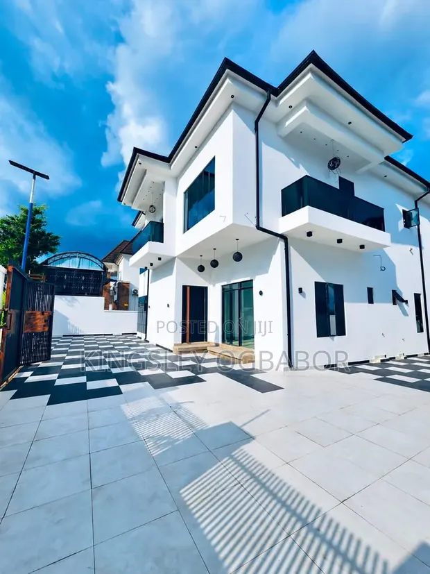 4 Bedroom Duplex with BQ & Pool in Asaba Housing Estate, Oshimili North - 1