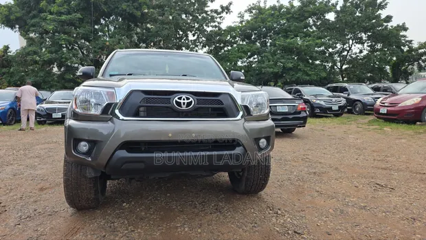 2015 Toyota Tacoma V6 Double Cab 4WD - 1
