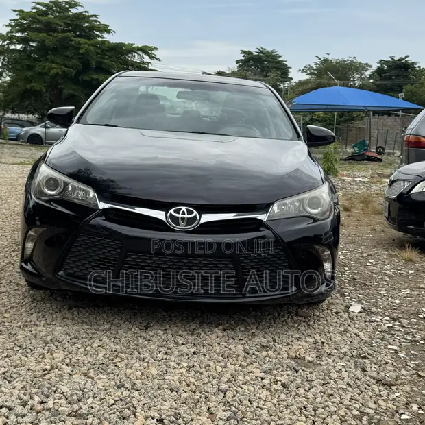 Toyota Camry 2016 Black - 1