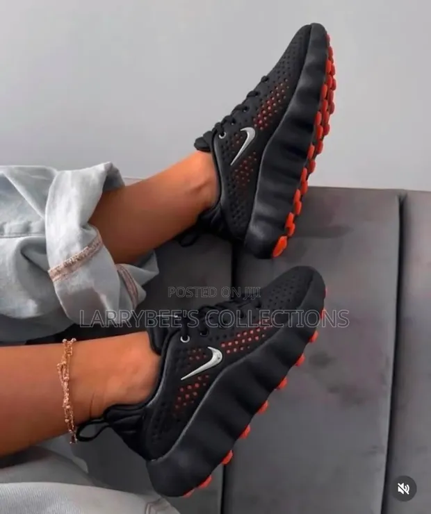 Nike Mind 002 Sneakers - 1