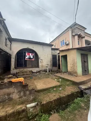 2-Bedroom Bungalow da Shago a Valley View Estate, Iyana Ipaja