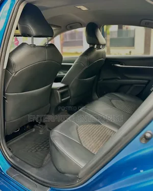 2019 Toyota Camry SE 2.5L