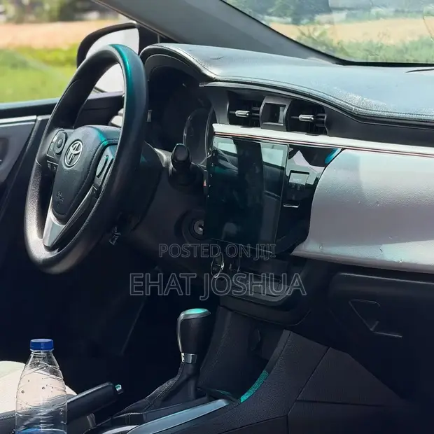 Toyota Corolla LE 2016 Grey - 1