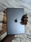 Apple iPad 10.2 (9th Gen) 256GB Silver - 1