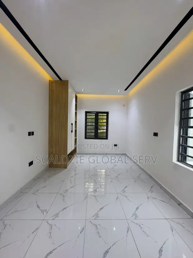 4 Bedroom Duplex da Gym & Home Office a Dana Estate, Port Harcourt - 1