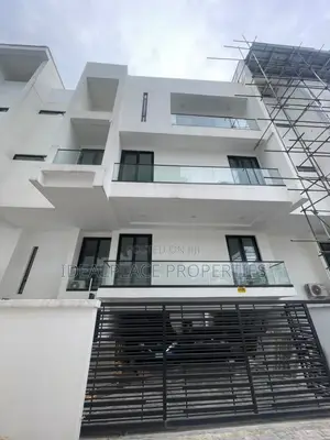 4-Bedroom Terrace Duplex with Penthouse in Banana Island