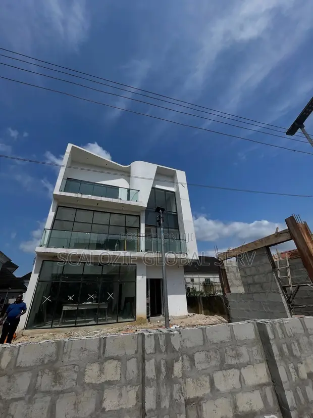 5-Bedroom Duplex with Pool & Cinema, Peter Odili, Port Harcourt - 1