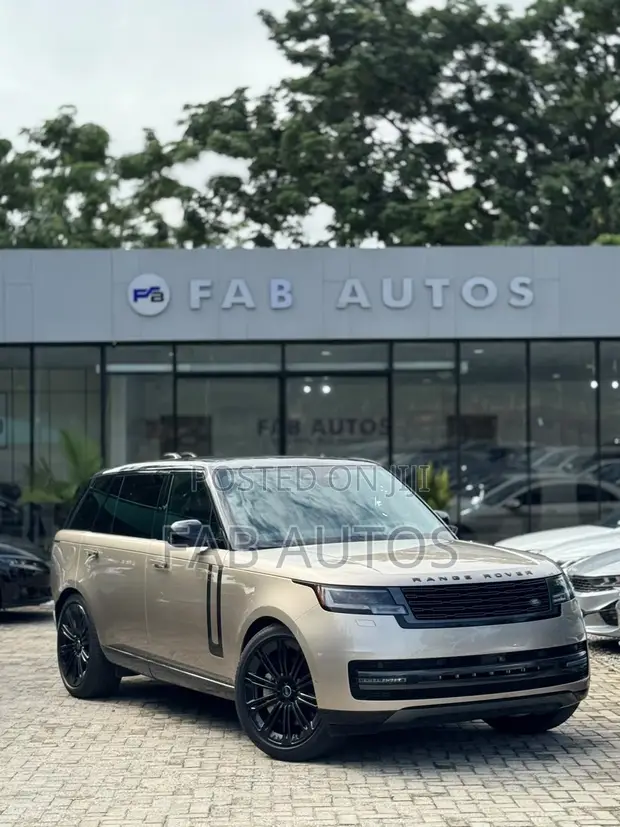 New Land Rover Range Rover Vogue 2025 Gold - 1