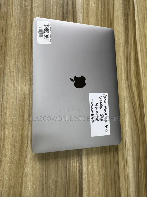 Apple MacBook Air 2020 M1 8GB RAM 256GB SSD - 1