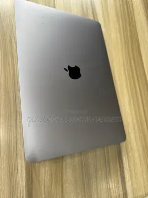 Apple MacBook Air 2020 M1 8GB RAM 256GB SSD