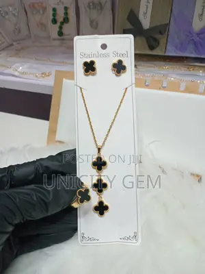 VCA-Inspired 3-Step Jewelry Set - Necklace, Earrings, Ring
