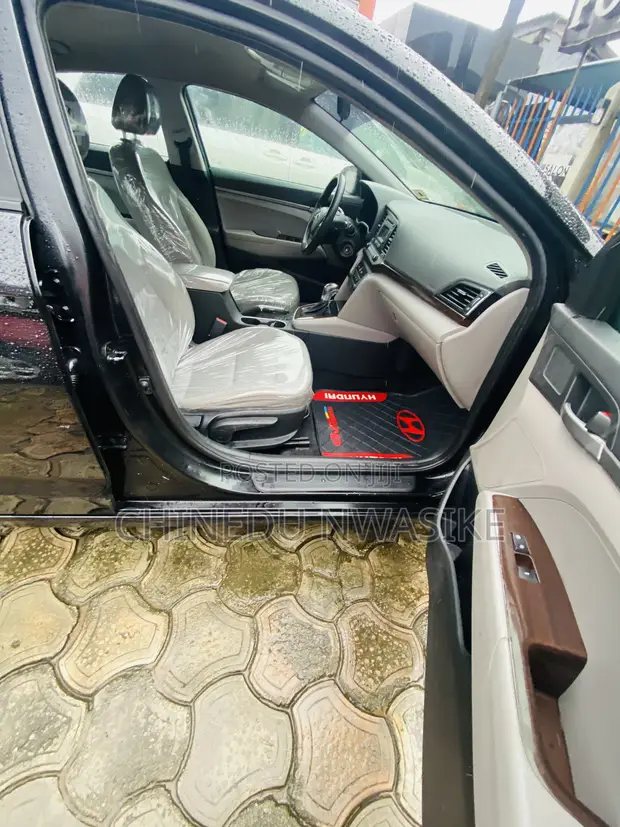 Hyundai Elantra 2017 Baki - 1