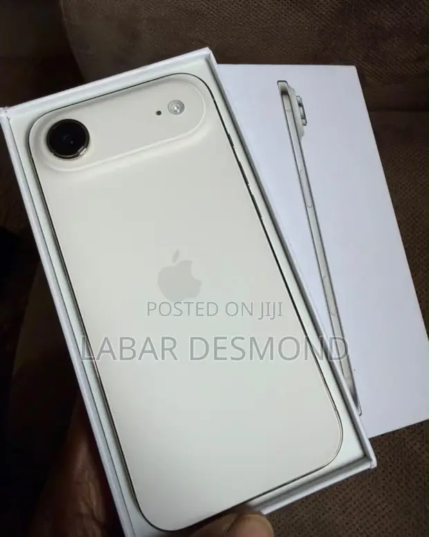 Apple iPhone 17 Air 256GB White (Open Box) - 1