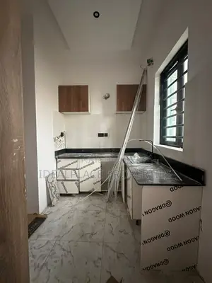 2 Bedroom Apartment with Elevator & Pool in Ikate Lekki