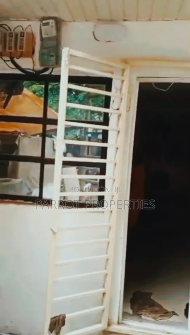 Two Shop Spaces for Sale in Gwarimpa Main - 1