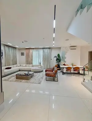 Furnished 4-Bedroom Maisonette da Elevator, Pool & Gym a Old Ikoyi