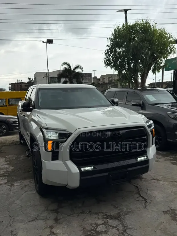 Toyota Tundra Limited Edition 2023 - 1
