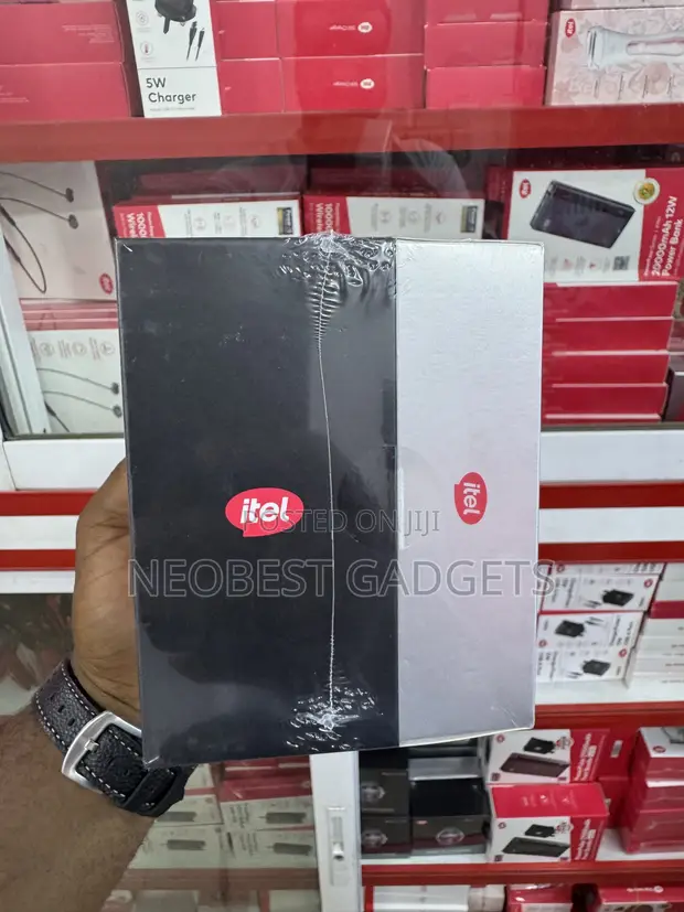 Itel Smart Watch Horizon - 1