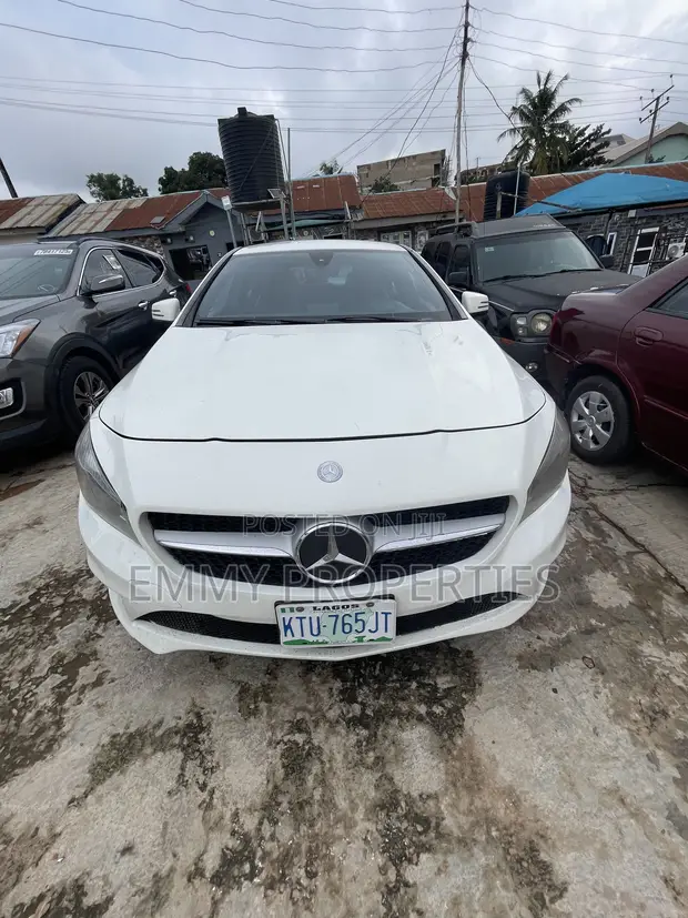 Mercedes-Benz CLA-Class CLA 250 4MATIC Sedan 2015 Fari - 1