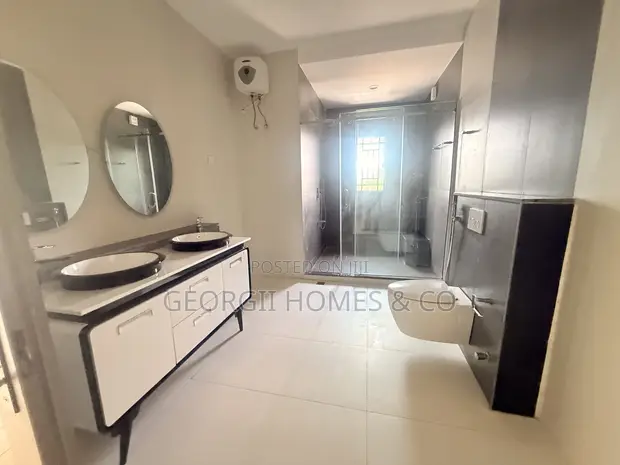 Gidan Bacci 6-Bedroom a Maitama don Sawa - 1