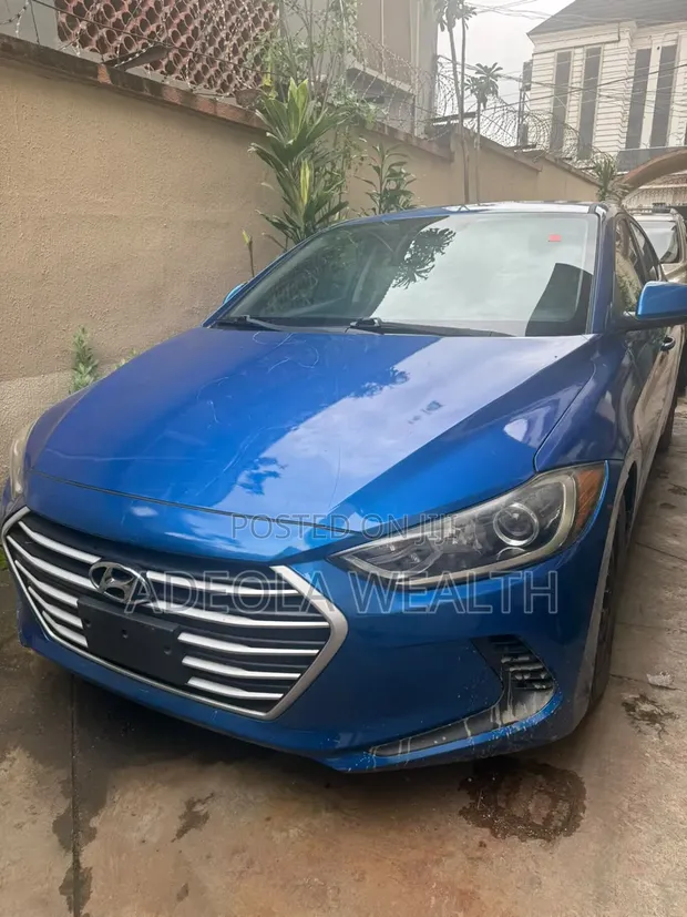 2018 Hyundai Elantra SE Blue - 1