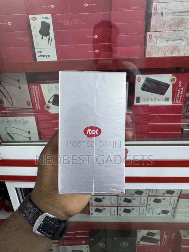 Itel Smart Watch Edge R1 Pro - 1