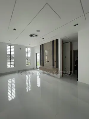 4-Bedroom Semi-Detached Duplex don Sayarwa, Sangotedo