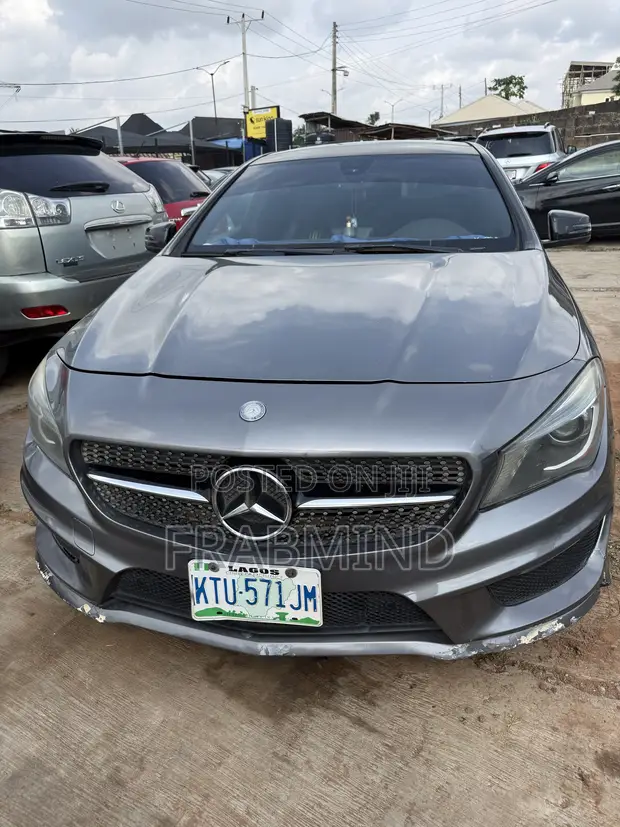 Mercedes-Benz CLA-Class CLA 250 4MATIC Sedan 2015 Gray - 1