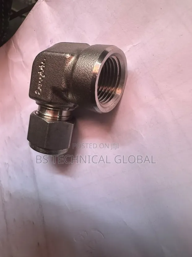 Swagelok 1/2" OD Elbow Connector x Female NPT - 1