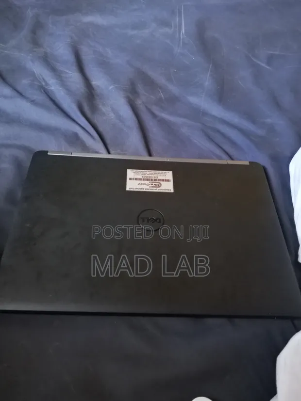 Dell Latitude 7420 Laptop - 8GB RAM, Intel Core i5, 250GB SSD - 1