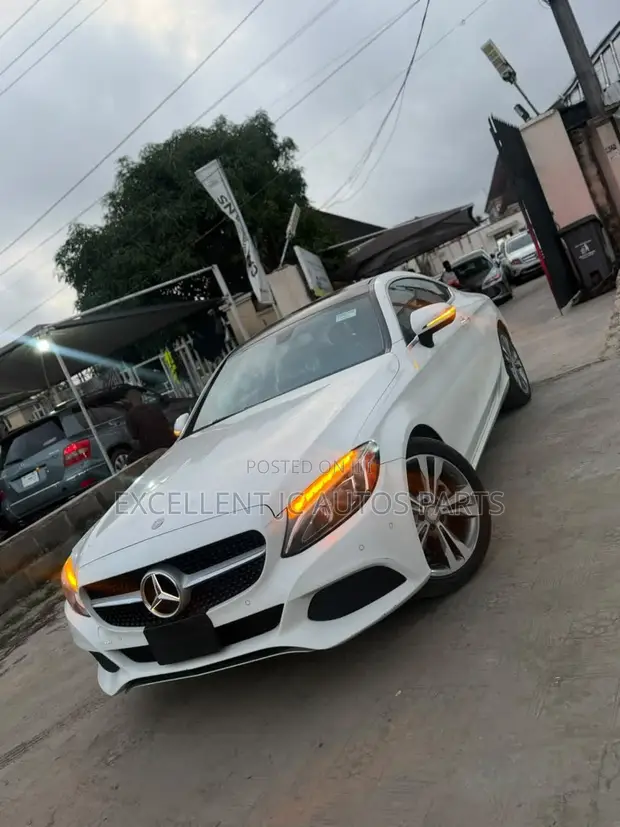 Mercedes-Benz C300 Coupe 2016 Fari - 1