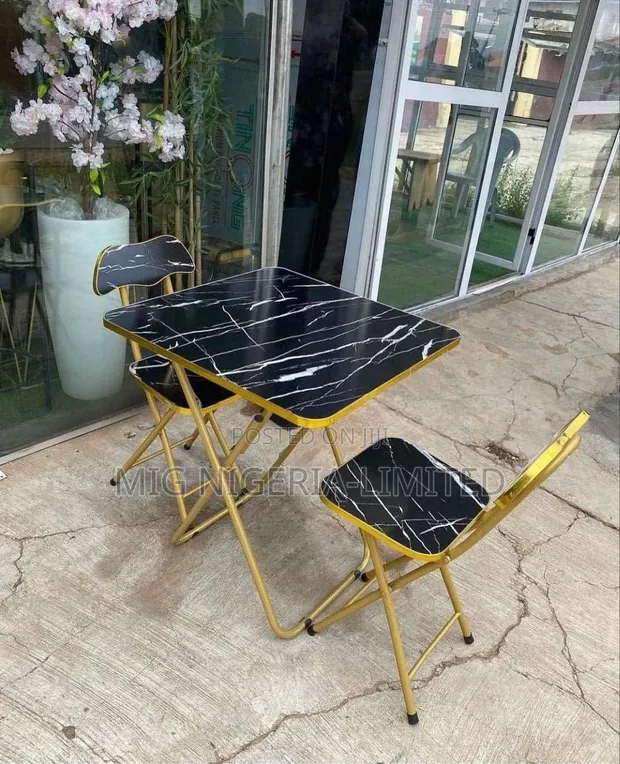 Foldable Table da Chair Set - Wooden Top, Metal Frame - 1