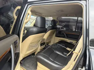 Toyota Land Cruiser 2017 Baki
