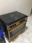 Amfani da Gas Cooker mai 6-Burner tare da Oven & Grill - 1