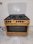 Amfani da Gas Cooker mai 6-Burner tare da Oven & Grill - 3